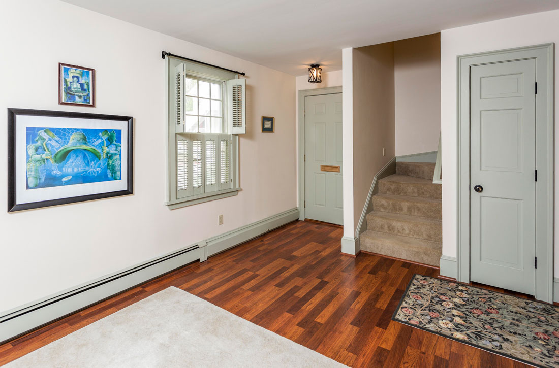 Two story apartment in Hallowell